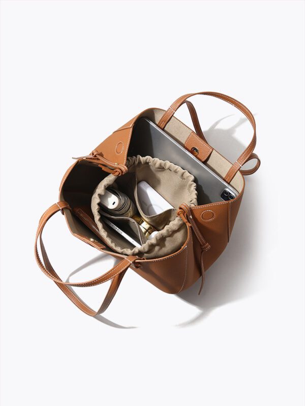 The Oversized Tote - Vintage Crossbody & Shoulder Bag