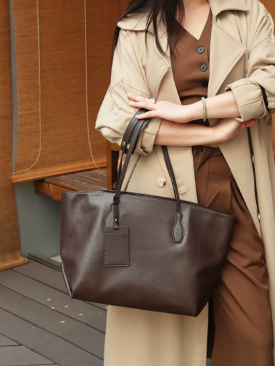 39325c8bb763575fb37a89802a0c1388 Top Grain Leather Women’s Work Tote Bag – PYF-911
