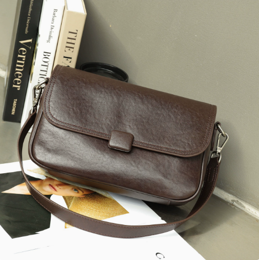 Top Grain Leather Cambridge Satchel – Vintage Women’s Messenger Bag