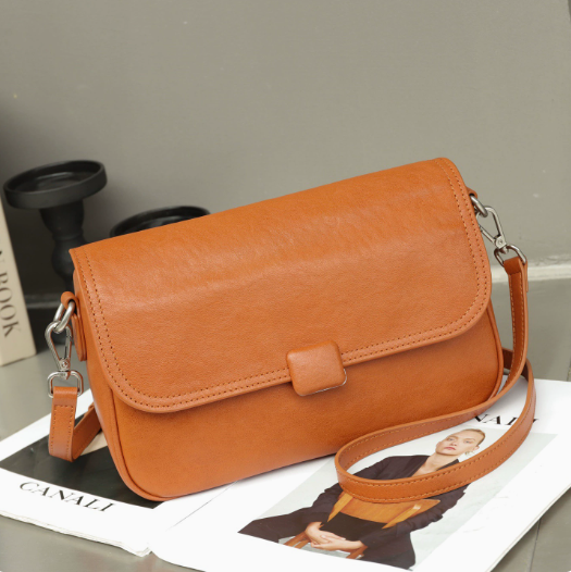 Top Grain Leather Cambridge Satchel – Vintage Women’s Messenger Bag
