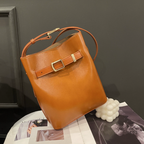 88f6e541c8435dd6293d6390a23d5898 Women's Top-Grain Cowhide Leather Bucket Shoulder Bag