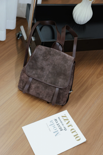 918e831da65dae79eeb7f71d386a4b05 Vintage Suede Cowhide Flap Women’s Backpack