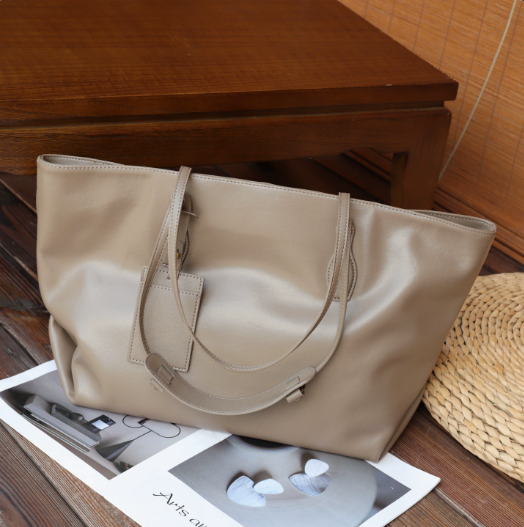 95895bf73bf716200f0ea61d1d667e6d Top Grain Leather Women’s Work Tote Bag – PYF-911