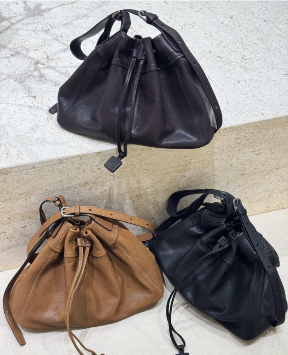 Genuine Sheepskin Drawstring Bucket Bag – Women’s Soft Leather Shoulder Bag