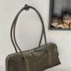 b8a5475440887e0acacc5f88b510ed4c Women's Genuine Leather Shoulder Bag with Zip Closure