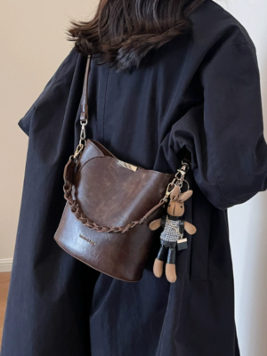 d2903c44ca9acf008bd88b3417b6152a Women's Vintage-Style PU Leather Bucket Shoulder Bag