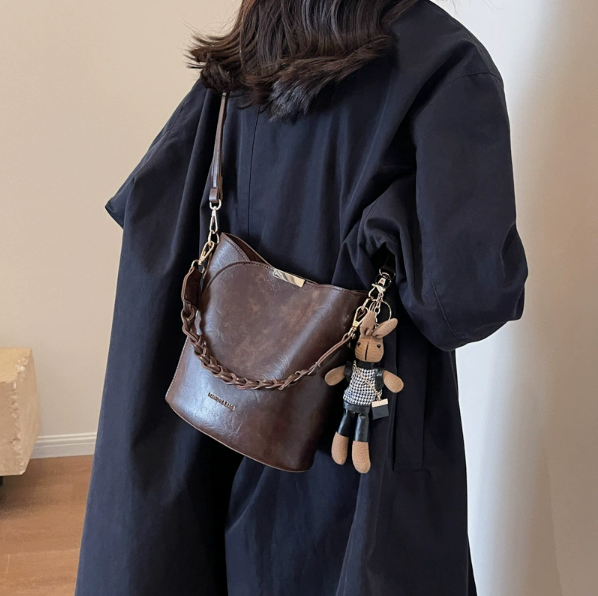 Women's Vintage-Style PU Leather Bucket Shoulder Bag
