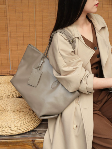 d691bd2465b7376191b9c616e9c6fcfa Top Grain Leather Women’s Work Tote Bag – PYF-911